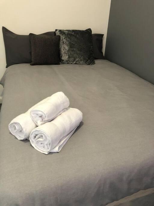 Simple And Sweet, Flat On Lewis Street - 1 Br Leilighet Stoke-on-Trent Eksteriør bilde